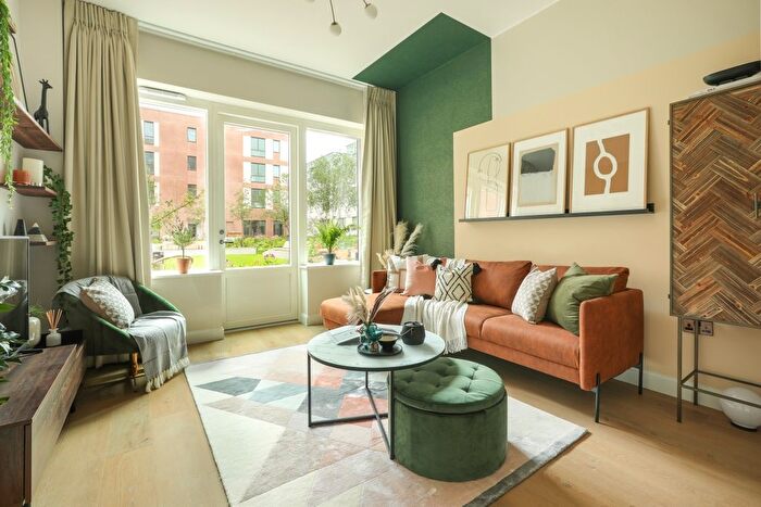3 Bedroom Flat To Rent In Copper Works Wharf, London, E15
