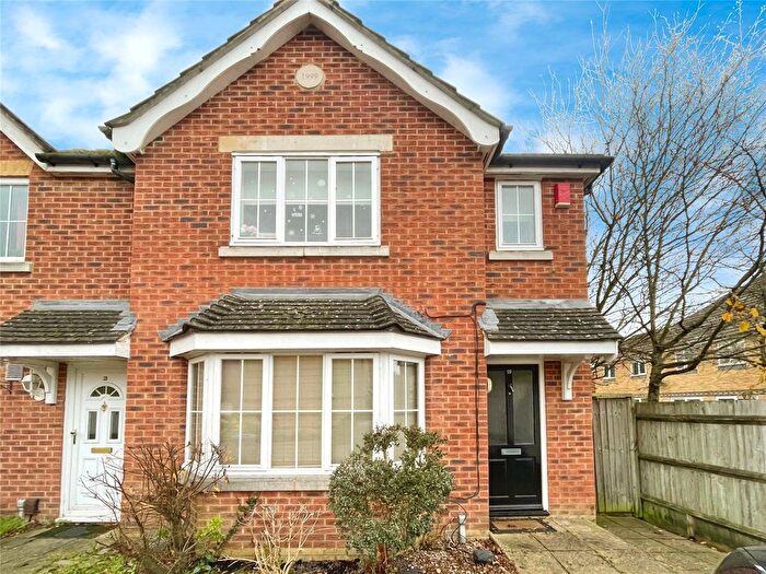 4 Bedroom End Terrace House To Rent In Nightingale Shott, Egham, Surrey, TW20