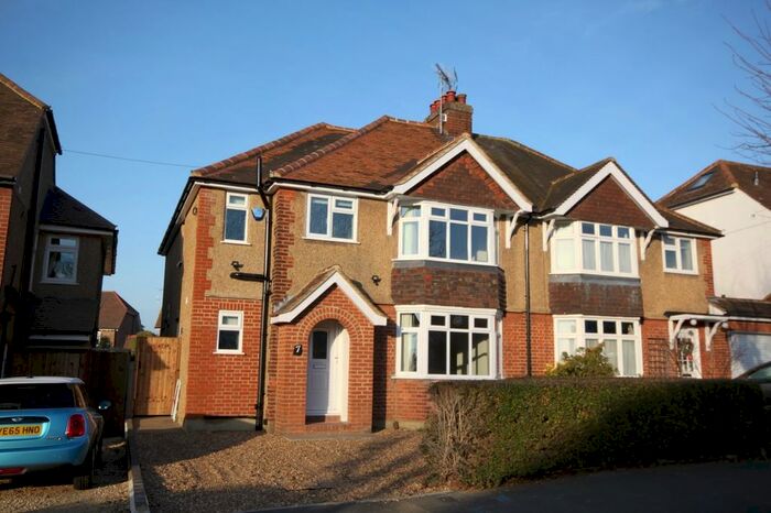 4 Bedroom Property To Rent In Fairmead Avenue, Harpenden AL5