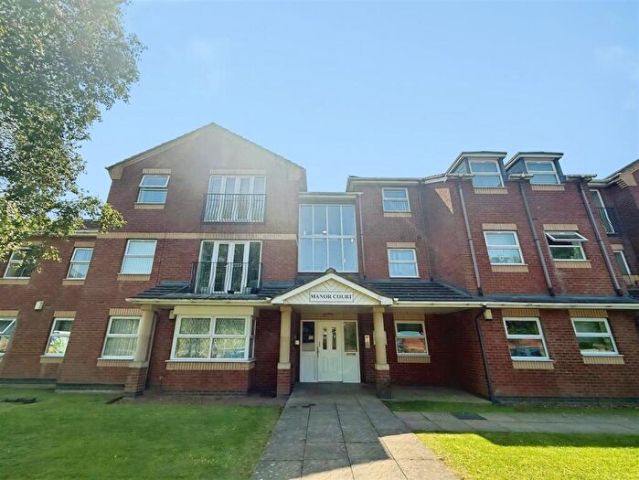 2 Bedroom Flat To Rent In Manor Court, Groby Road, Leicester, LE3
