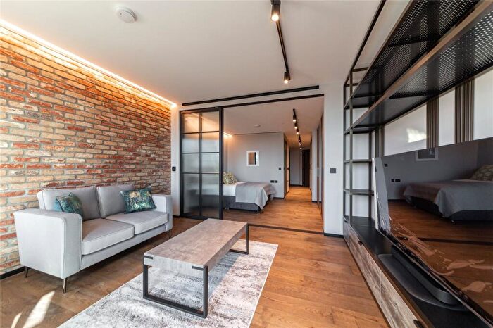 Apartment To Rent In Hewett Street, London, EC2A