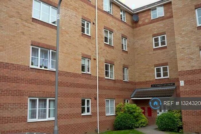 2 Bedroom Flat To Rent In Priestley Court, High Wycombe, HP13