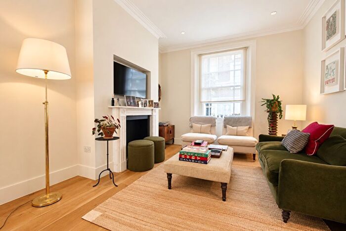 2 Bedroom Flat For Sale In Westmoreland Terrace, Pimlico, SW1V