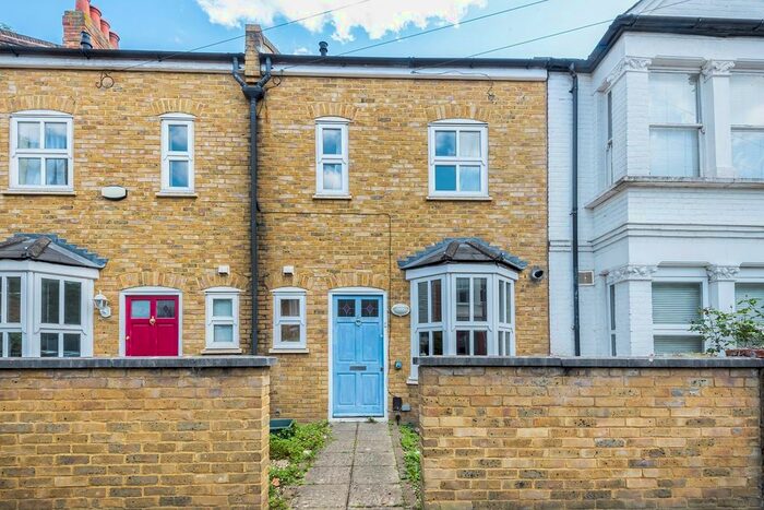 3 Bedroom Terraced House To Rent In Ramsay Road, London, W3