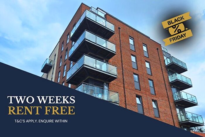 3 Bedroom Flat To Rent In St. Andrews House, Academy Central, Dagenham, RM8