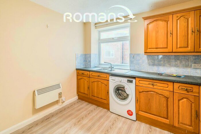 2 Bedroom Apartment To Rent In Normans Road, Winchester, SO23