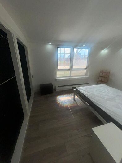 1 Bedroom Flat For Sale In Brodlove Lane, London, E1W