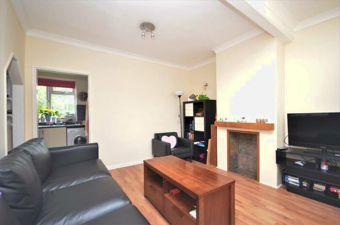 2 Bedroom Terraced House To Rent In Bournbrook Road London, SE3