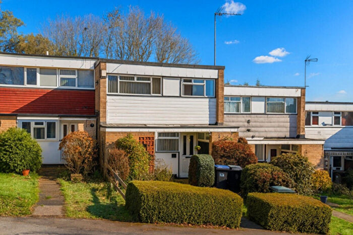 3 Bedroom Terraced House For Sale In Wharfedale, Hemel Hempstead, HP2