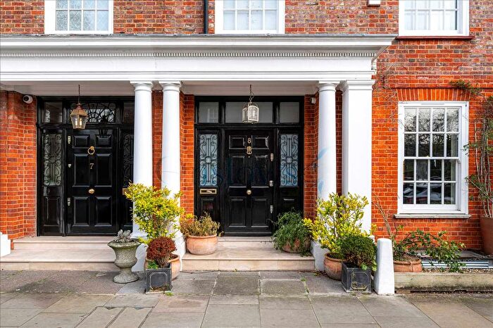 5 Bedroom Terraced House To Rent In Chelsea Square, London, SW3