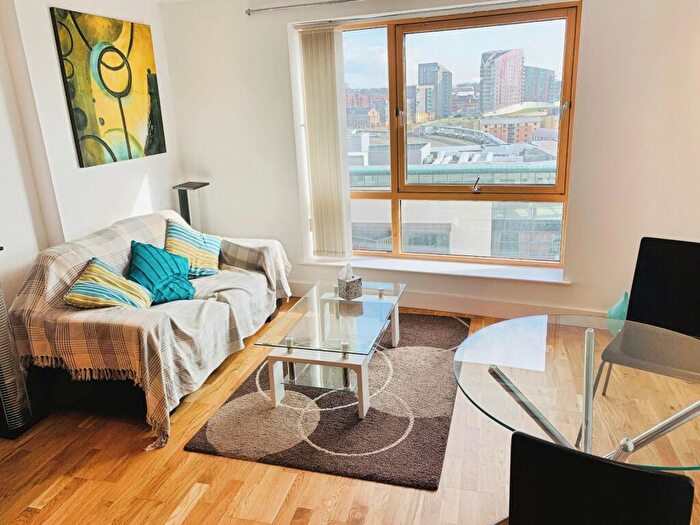 1 Bedroom Flat To Rent In Clarence House, The Boulevard, Leeds, West Yorkshire, LS10