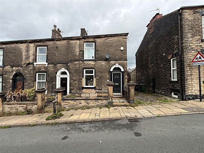 2 Bedroom End Of Terrace House For Sale In West Street, Lees, Oldham, OL4