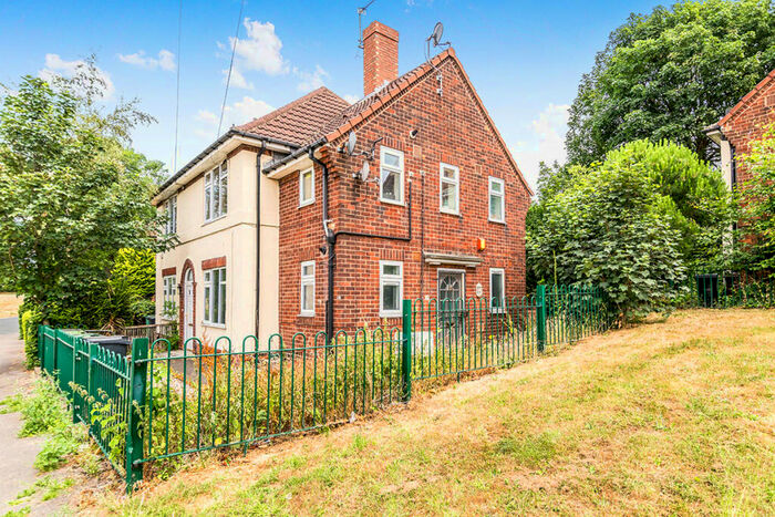 1 Bedroom Apartment To Rent In Inglewood Drive, Leeds, LS14