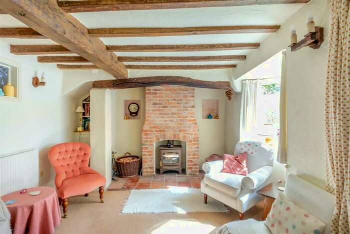 4 Bedroom Detached House For Sale In King Street, Seagrave, LE12