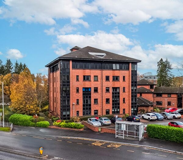 2 Bedroom Detached House For Sale In Mclaren Court, Giffnock, East Renfrewshire, G46