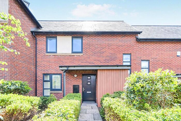 2 Bedroom Terraced House For Sale In Honeysuckle Road, Sheffield, S5
