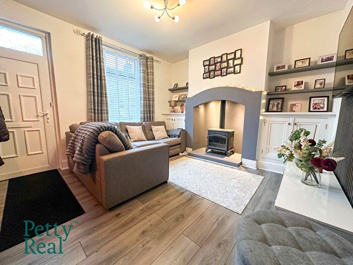 2 Bedroom End Terrace House For Sale In John Street, Earby, BB18