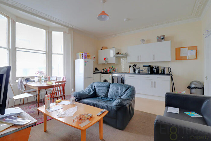 4 Bedroom House Of Multiple Occupation To Rent In Chesham Road, Brighton, BN2