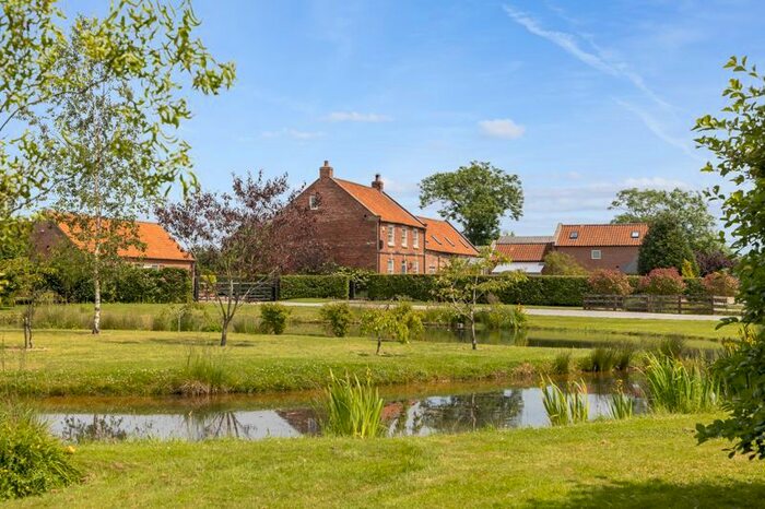 6 Bedroom Detached House For Sale In Marishes, Malton, YO17