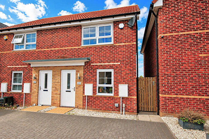 2 Bedroom Semi-Detached House For Sale In Wallis Grove, Harworth, Doncaster, DN11