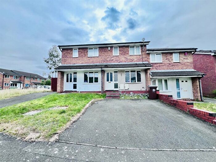 2 Bedroom House To Rent In Kittiwake Mews, Lenton, NG7