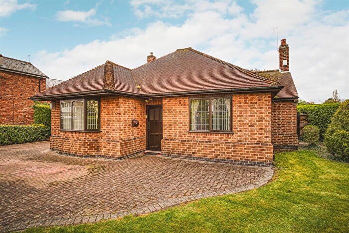 2 Bedroom Detached Bungalow For Sale In Radbourne Street, Derby, DE22