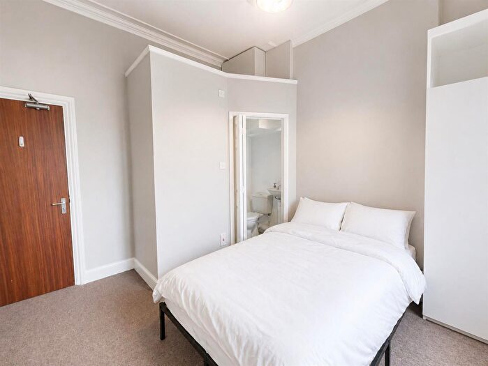 Studio To Rent In Flat, Beech Hill Road, Broomhill, S10