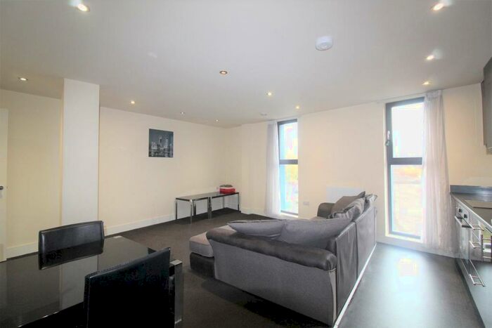 2 Bedroom Apartment To Rent In Crown Point Road, Hunslet, Leeds, LS10