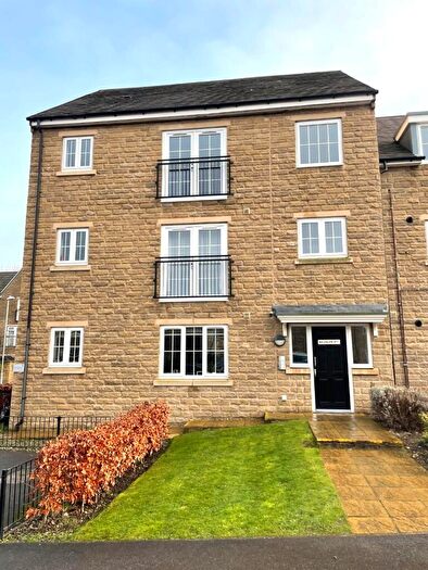 2 Bedroom Apartment To Rent In Garnetts Grove, Leeds, West Yorkshire, LS21