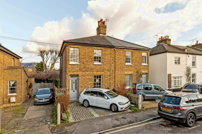 2 Bedroom Semi-Detached House To Rent In Albert Road, Kingston Upon Thames, Surrey, KT1