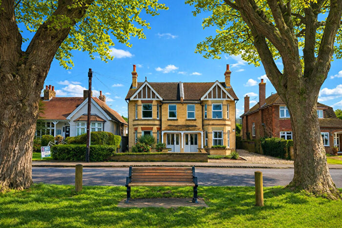 3 Bedroom Maisonette For Sale In The Green, Southwick, BN42