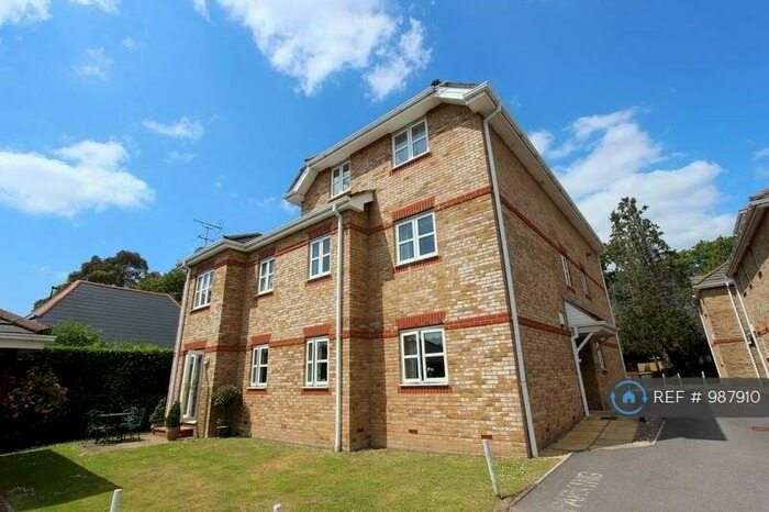 2 Bedroom Flat To Rent In Winchester Road, Southampton, SO16