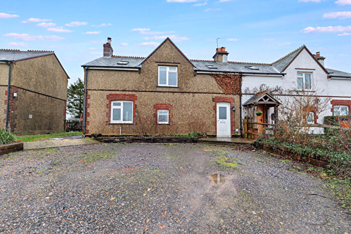 3 Bedroom Semi-Detached House For Sale In Magpie Cottages, Idsworth, Waterlooville, PO8