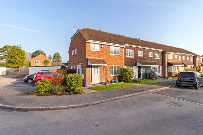 4 Bedroom End Of Terrace House For Sale In Tinghall, Bognor Regis, PO21