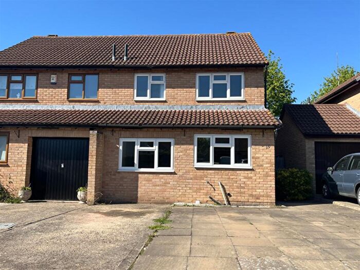 3 Bedroom Detached House To Rent In Wentworth Close, Longlevens, GL2