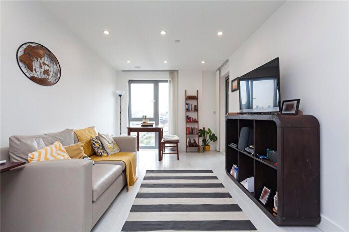 1 Bedroom Apartment To Rent In Wilson Tower, Christian Street, London, E1