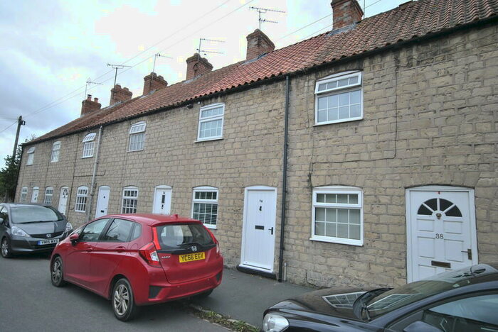 1 Bedroom Terraced House To Rent In St. Marys Road, Tickhill, DN11