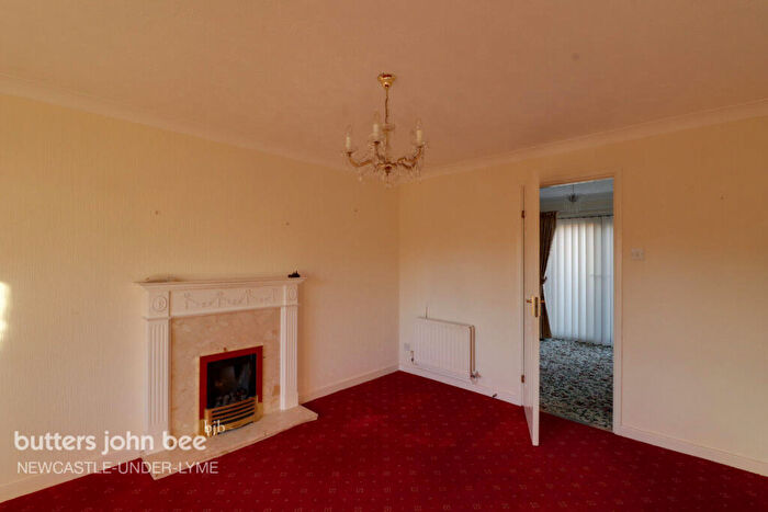 3 Bedroom Detached House For Sale In Smallwood Close, Newcastle, ST5