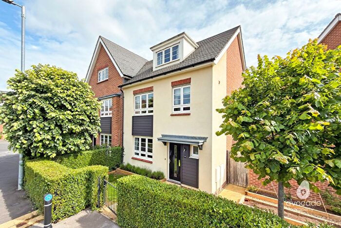 3 Bedroom Semi-Detached House For Sale In Webster Close, Jennett's Park, Bracknell, RG12