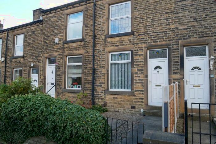 2 Bedroom Terraced House To Rent In Cadogan Avenue, Lindley, Huddersfield, HD3
