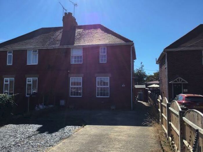 3 Bedroom Semi-Detached House To Rent In Doncaster Road, Nottinghamshire, Worksop, S81