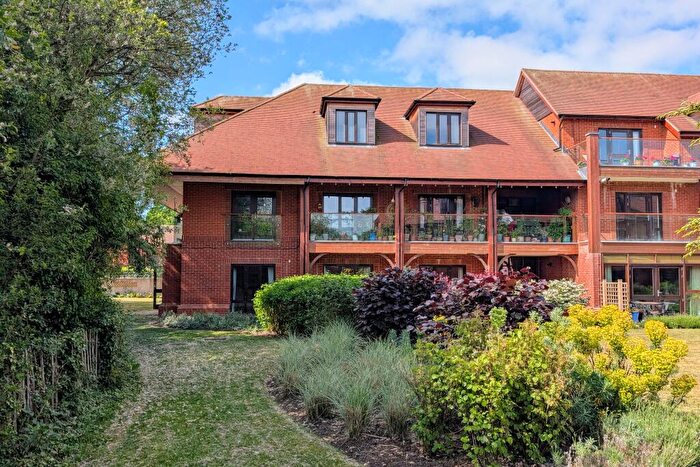 2 Bedroom Retirement Property For Sale In Friary Meadow, Titchfield, PO15