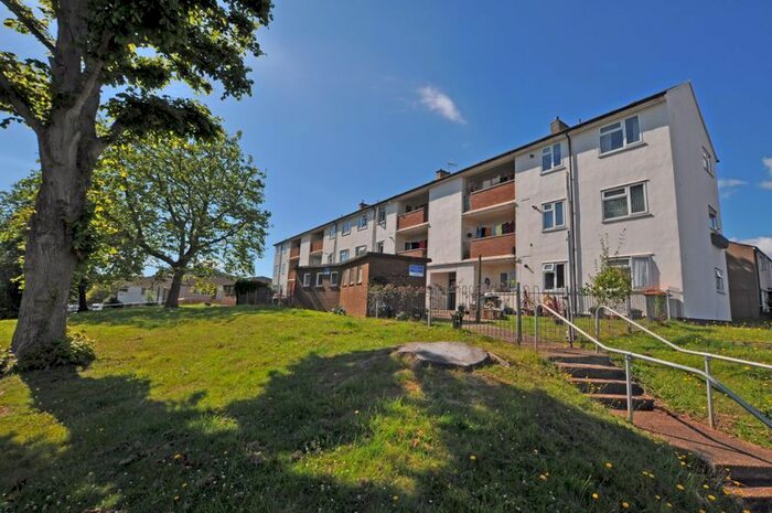 2 Bedroom Flat To Rent In Superb Apartment, Gainsborough Drive, Newport, NP19