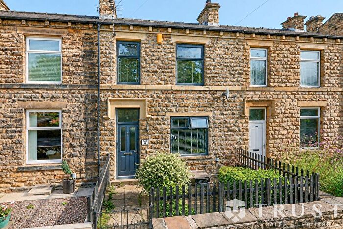 2 Bedroom Terraced House For Sale In Lees Hall Road, Dewsbury, WF12