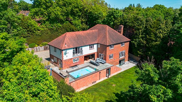 6 Bedroom Detached House For Sale In Loudwater Lane, Rickmansworth, WD3