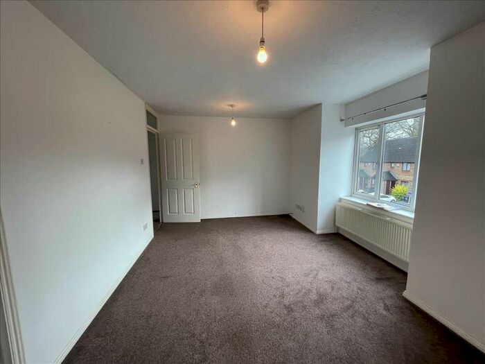 1 Bedroom Flat To Rent In Franklin Way, Croydon CR0