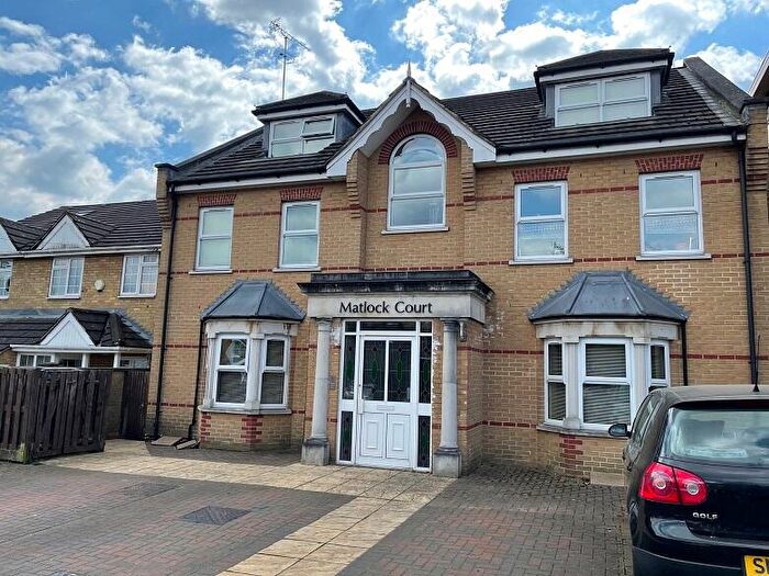 2 Bedroom Flat To Rent In Derby Road, London, E18
