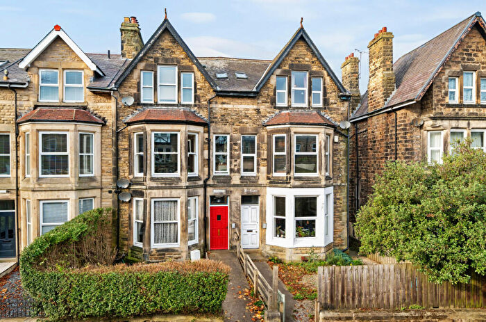 1 Bedroom Flat For Sale In Dragon Parade, Harrogate, North Yorkshire, HG1