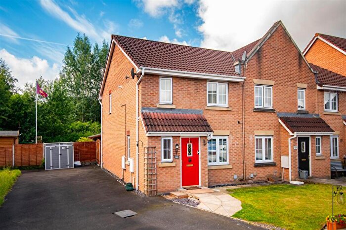 3 Bedroom End Of Terrace House For Sale In Withinlea, Bamber Bridge, Preston, PR5