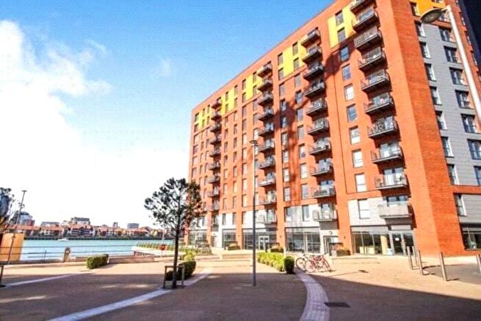 2 Bedroom Flat To Rent In Capstan Road, Southampton, SO19